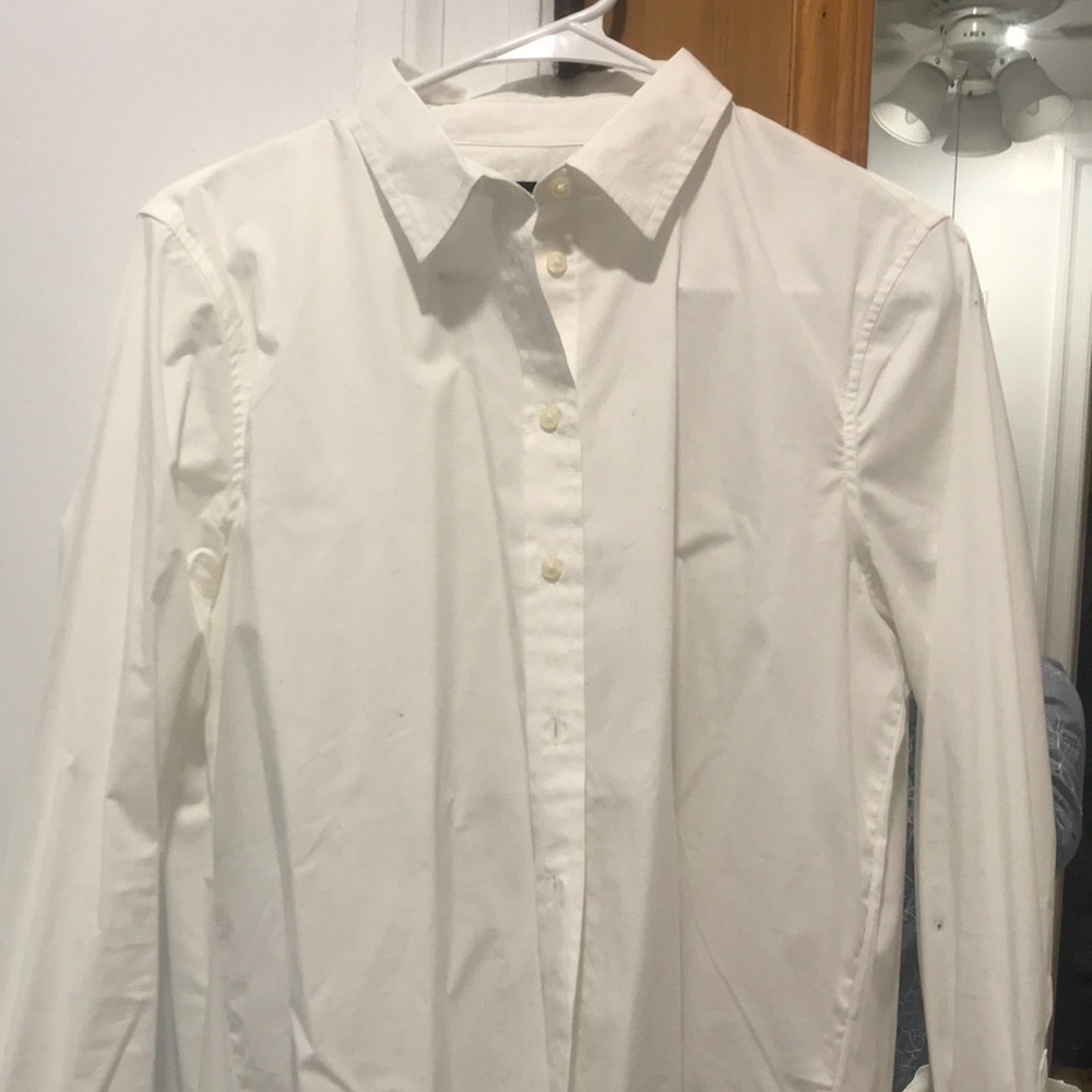 Women’s white button down tunic